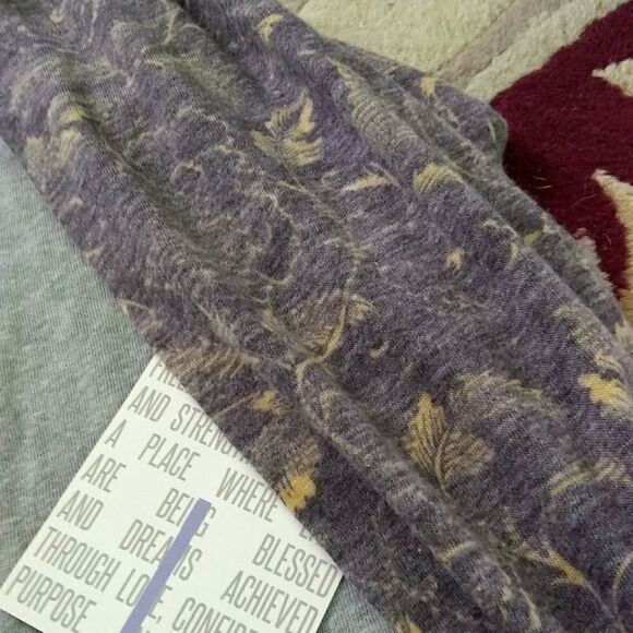 Bnwt lularoe large Randy - Picture 2 of 3